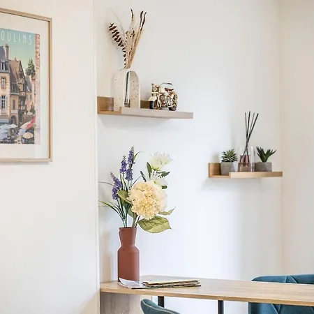 Apartment La Douceur Moulinoise